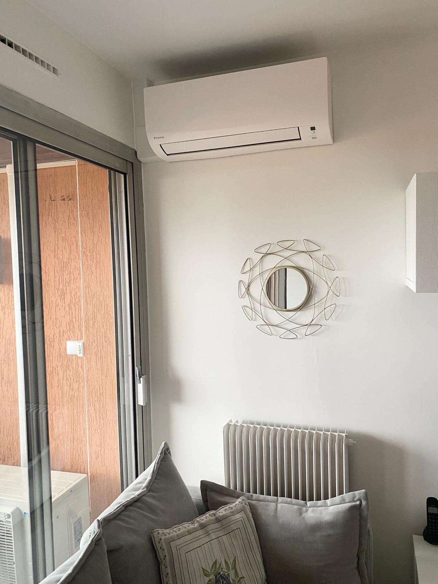 2 Flat With Sea View, Private Parking, Swimming Pool, And Ac